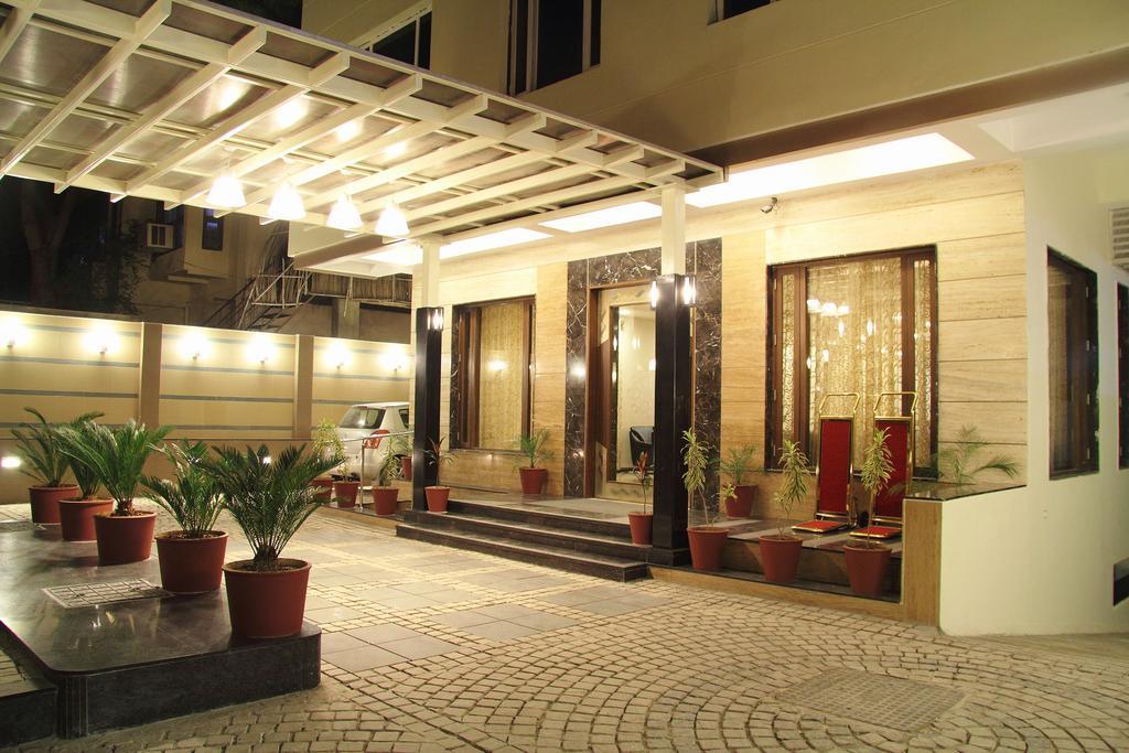 Amantra Comfort Hotel Udaipur Exterior foto